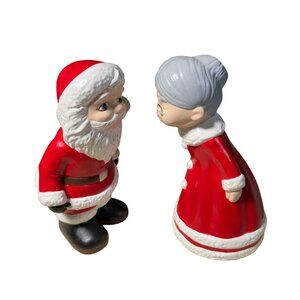 Kissing Santa & Mrs Claus Homemade Ceramic Decor